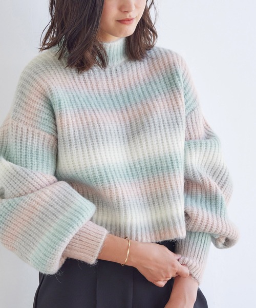 BELLUNA PLUS(ベルーナ)の「ボトルネックグラデーションニット(ニット/セーター・レディース・ミント/オレンジ系その他・MEDIUM)」の13枚目の写真