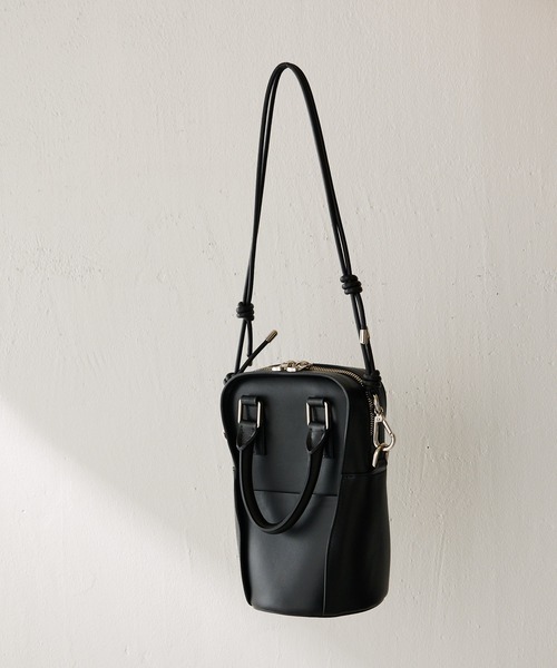 大人気 ITTI パファーショルダーバッグ ブラック 鞄 イッチ 黒 メンズ 大人気 ITTI パファーショルダーバッグ ブラック 鞄 イッチ 黒 メンズ