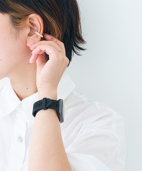 SiNCERE(シンシア)の「Apple Watch Band / アップルウォッチ バンド フラワーシリコン 38-41mm(デジタル腕時計・レディース・ライトブルー/ブラック/ベージュ/ホワイト/ライトグリーン・40mm)」の3枚目の写真