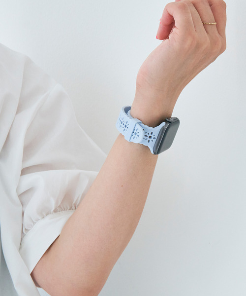 SiNCERE(シンシア)の「Apple Watch Band / アップルウォッチ バンド フラワーシリコン 38-41mm(デジタル腕時計・レディース・ライトブルー/ブラック/ベージュ/ホワイト/ライトグリーン・40mm)」の6枚目の写真