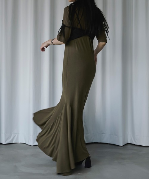 Ezick（エジック）の「シアービスチェセットカットワンピース（ワンピース・レディース・チャコールグレー/カーキ・FREE）」の19枚目の写真