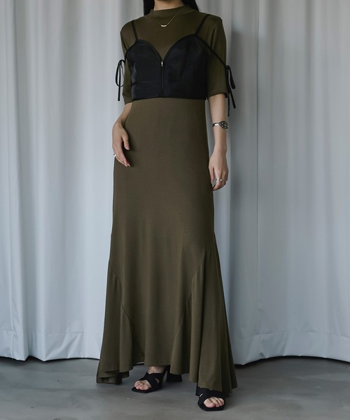 Ezick（エジック）の「シアービスチェセットカットワンピース（ワンピース・レディース・チャコールグレー/カーキ・FREE）」の5枚目の写真