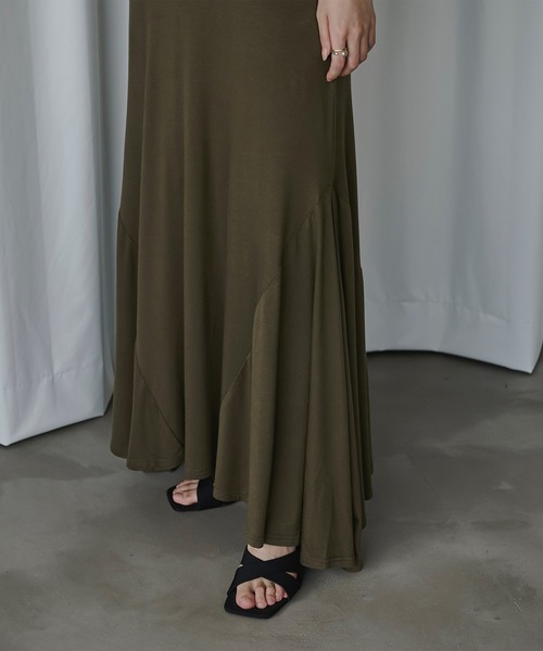 Ezick（エジック）の「シアービスチェセットカットワンピース（ワンピース・レディース・チャコールグレー/カーキ・FREE）」の7枚目の写真