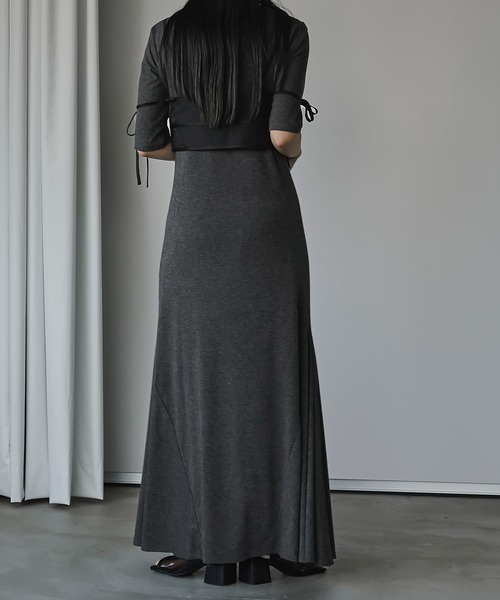 Ezick（エジック）の「シアービスチェセットカットワンピース（ワンピース・レディース・チャコールグレー/カーキ・FREE）」の3枚目の写真