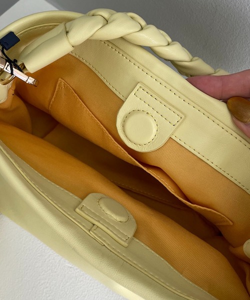 CAPRICIEUX LE'MAGE（カプリシューレマージュ）の「パフィ2SETバッグ（ハンドバッグ・レディース・ブラック/ピンク/イエロー・FREE）」の19枚目の写真