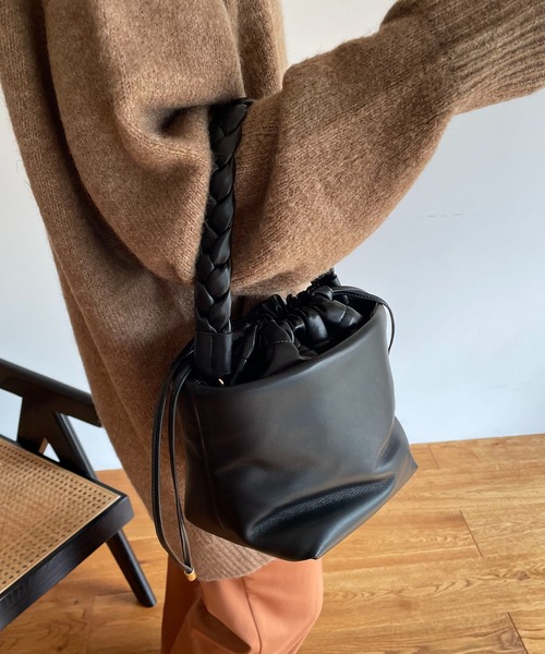 CAPRICIEUX LE'MAGE（カプリシューレマージュ）の「パフィ2SETバッグ（ハンドバッグ・レディース・ブラック/ピンク/イエロー・FREE）」の10枚目の写真