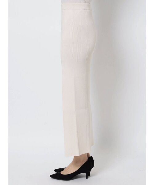 GYDA（ジェイダ）の「【セットアップ着用可】DEEPスリット ニットロングスカートライクショートパンツ（スカート・レディース・アイボリー/ブラック/ベージュ・FREE）」の21枚目の写真