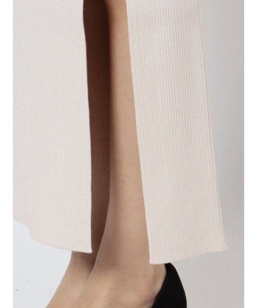 GYDA（ジェイダ）の「【セットアップ着用可】DEEPスリット ニットロングスカートライクショートパンツ（スカート・レディース・アイボリー/ブラック/ベージュ・FREE）」の15枚目の写真