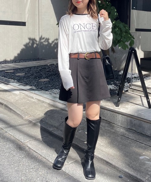 OLIVE des OLIVE（オリーブデオリーブ）の「ロゴ刺繍ロンティー（Tシャツ/カットソー・レディース・ホワイト/ブラウン/オフホワイト・FREE）」の7枚目の写真