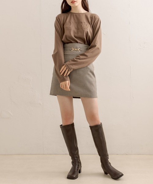 OLIVE des OLIVE（オリーブデオリーブ）の「ロゴ刺繍ロンティー（Tシャツ/カットソー・レディース・ホワイト/ブラウン/オフホワイト・FREE）」の8枚目の写真