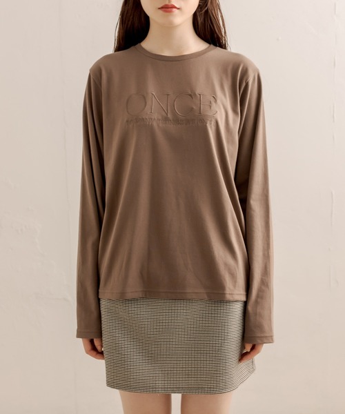 OLIVE des OLIVE（オリーブデオリーブ）の「ロゴ刺繍ロンティー（Tシャツ/カットソー・レディース・ホワイト/ブラウン/オフホワイト・FREE）」の6枚目の写真