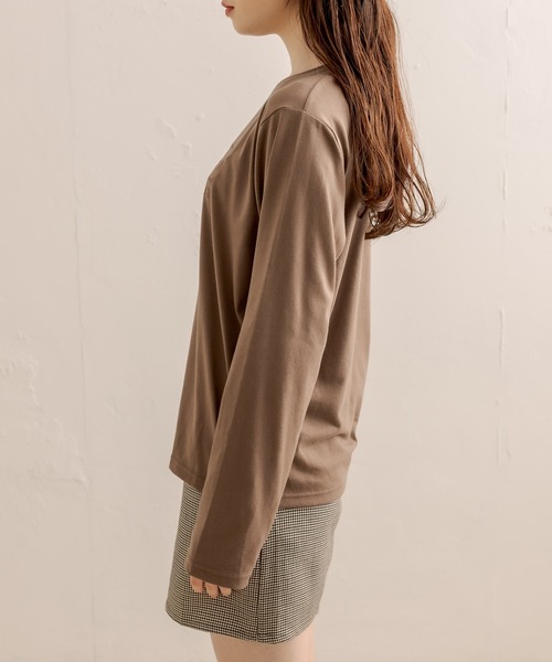 OLIVE des OLIVE（オリーブデオリーブ）の「ロゴ刺繍ロンティー（Tシャツ/カットソー・レディース・ホワイト/ブラウン/オフホワイト・FREE）」の16枚目の写真