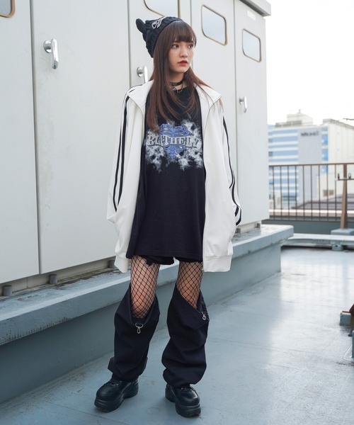 DARRDY(ダーディー)の「【マルチWAY】フックデザイン ブラックデニムストレートパンツ ハーフセパレートパンツ(デニムパンツ・レディース・ブラック・ONESIZE)」の17枚目の写真