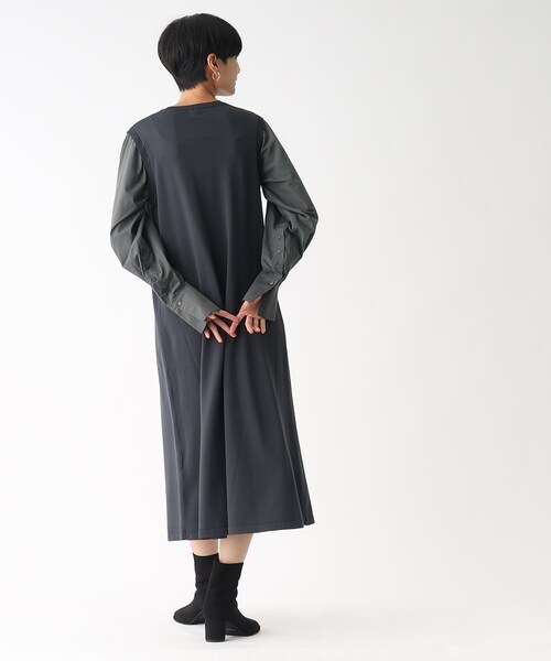 OPAQUE.CLIP（オペークドットクリップ）の「◆【C】スリーブドッキング ニットワンピース（ワンピース・レディース・ブラック系4/ワイン系1/チャコールグレー・38/40/36）」の6枚目の写真