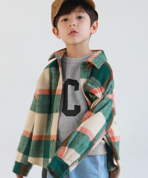 coca(coca)(コカ)の「キッズ 親子お揃い裏毛ラグランロゴスウェット(スウェット・キッズ・グレー/ブラック/カーキ/レッド・100/110/120/130)」の3枚目の写真