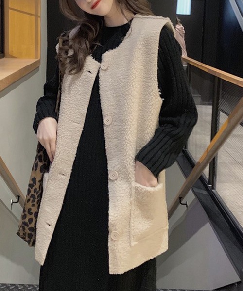 Chaco closet(チャコ クローゼット)の「ビッグシルエットフロントポケットボアベスト(ベスト・レディース・ブラウン/ベージュ・FREE)」の5枚目の写真