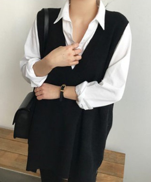 Chaco closet（チャコ クローゼット）の「オーバーサイズ深Vベスト（ベスト・レディース・ブラウン/グレー/ブラック・FREE）」の2枚目の写真