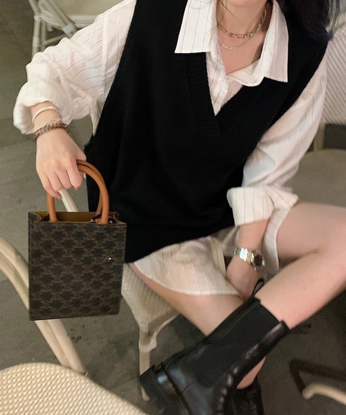 Chaco closet（チャコ クローゼット）の「オーバーサイズ深Vベスト（ベスト・レディース・ブラウン/グレー/ブラック・FREE）」の9枚目の写真