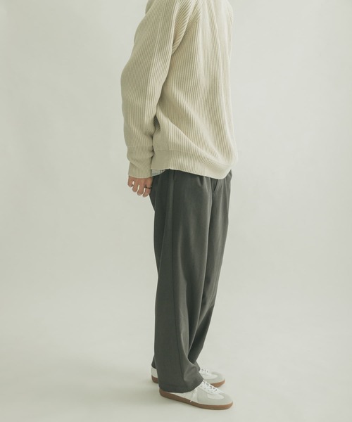 FORK&SPOON（フォークアンドスプーン）の「FORK&SPOON　TRタックパンツ（その他パンツ・メンズ・ネイビー/チャコールグレー・4/5）」の3枚目の写真