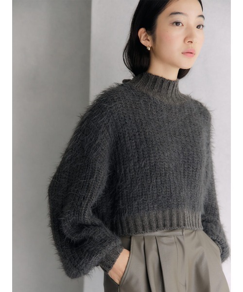 Ayla(アイラ)の「back open shaggy knit(ニット/セーター・レディース・チャコールグレー/グレイッシュベージュ・FREE)」の2枚目の写真