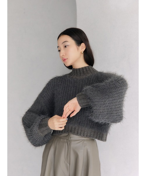 Ayla(アイラ)の「back open shaggy knit(ニット/セーター・レディース・チャコールグレー/グレイッシュベージュ・FREE)」の15枚目の写真