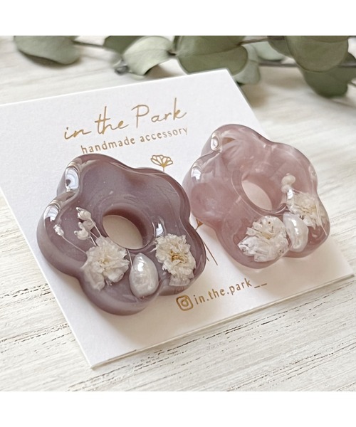 tone(トーン)の「【in the Park】くすみカラーのお花ピアス(MA)(ピアス(両耳用)・レディース・パープル系その他/ブラウン・FREE)」の12枚目の写真