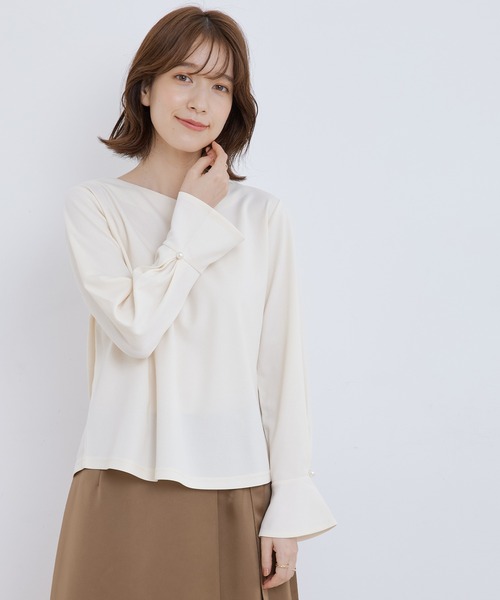 Jayro(ジャイロ)の「カットジョーゼット パール付きタック袖(シャツ/ブラウス・レディース・オフホワイト/グリーン/ネイビー・M)」の2枚目の写真