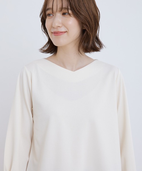 Jayro(ジャイロ)の「カットジョーゼット パール付きタック袖(シャツ/ブラウス・レディース・オフホワイト/グリーン/ネイビー・M)」の18枚目の写真