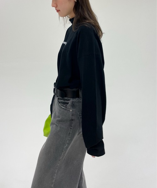 EPIMI E'PIMMY(エピミエピミー)の「〈ユニセックス〉ハイネックロゴプリントプルオーバー(Tシャツ/カットソー・レディース・オフホワイト/ブラック/ネイビー/オートミール・MEDIUM)」の13枚目の写真