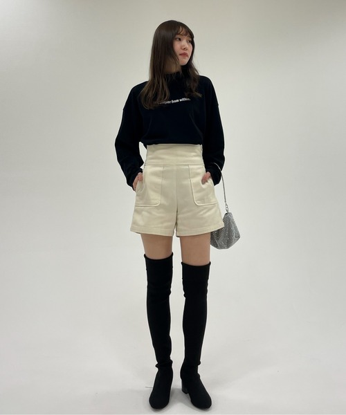 EPIMI E'PIMMY(エピミエピミー)の「〈ユニセックス〉ハイネックロゴプリントプルオーバー(Tシャツ/カットソー・レディース・オフホワイト/ブラック/ネイビー/オートミール・MEDIUM)」の16枚目の写真