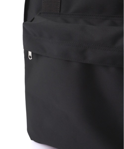 MHL.(エムエイチエル)の「DAYPACK(バックパック/リュック・レディース・ブラック・FREE)」の4枚目の写真