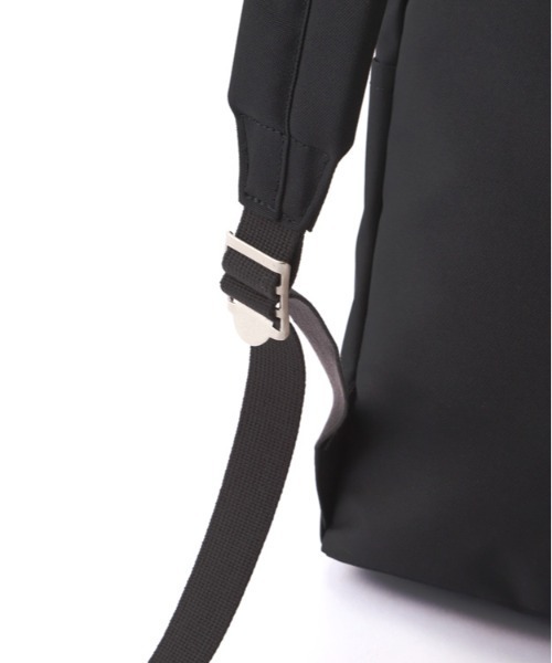 MHL.(エムエイチエル)の「DAYPACK(バックパック/リュック・レディース・ブラック・FREE)」の5枚目の写真
