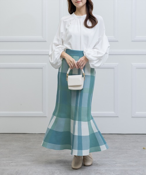 clear（クリア）の「バンドカラーボリュームスリーブブラウス（シャツ/ブラウス・レディース・ブルー系その他/ホワイト系その他/ベージュ系その他/マルチ/ブラック/サックスブルー/オフホワイト・F）」の17枚目の写真