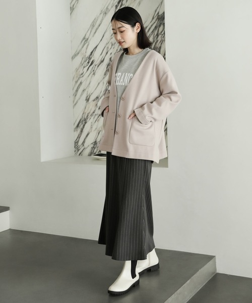 LAKOLE（ラコレ）の「ロゴスウェットプルオーバー / 184007（スウェット・レディース・オフホワイト/グレー/ブラック・SMALL/MEDIUM）」の13枚目の写真