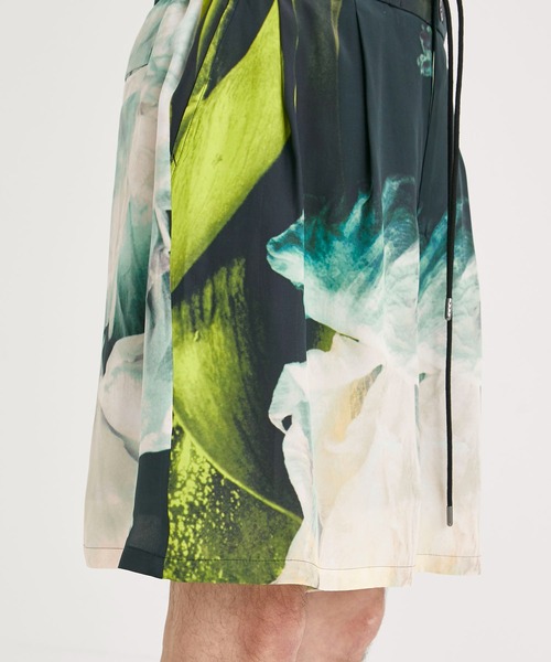 TAAKK / ターク】SILK ABOBE-THE KNEE SHORTS / シルクショーツ