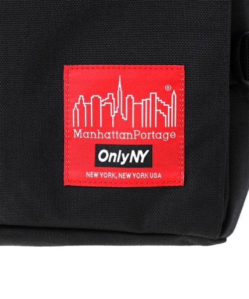 Manhattan Portage(マンハッタンポーテージ)の「Silvercup Backpack ONLY NYC(バックパック/リュック・メンズ・ブラック・MEDIUM)」の18枚目の写真