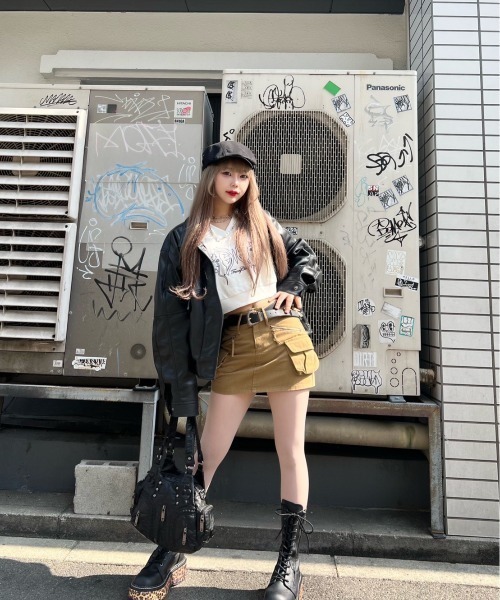 XU(エックスユー)の「【Never mind the XU】heart mini hand bag shoulder bag / 【ネバーマインド ザ エックスユー】ハートミニハンドバッグショルダーバッグ(ハンドバッグ・メンズ・ブラック・ONE SIZE)」の9枚目の写真