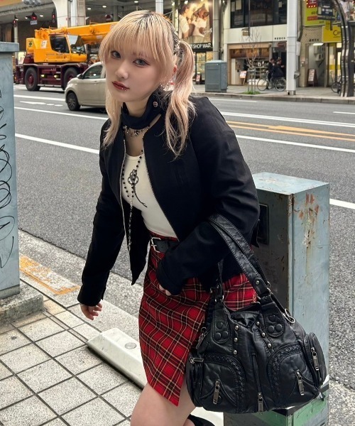 XU(エックスユー)の「【Never mind the XU】heart mini hand bag shoulder bag / 【ネバーマインド ザ エックスユー】ハートミニハンドバッグショルダーバッグ(ハンドバッグ・メンズ・ブラック・ONE SIZE)」の22枚目の写真