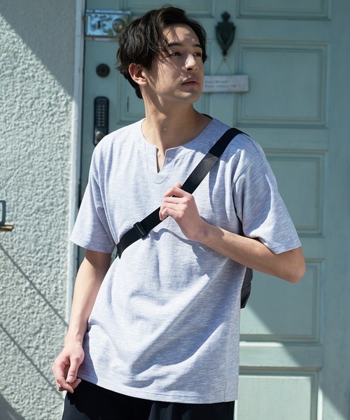 LB/S （エルビーエス）の「汗染みの目立ちにくいTシャツ ゼロステイン ZEROSTAIN 撥水性　UVカット スラブキーネックTシャツ（Tシャツ/カットソー・メンズ・ブラック/ネイビー/スミクロ/アイボリー/グレー/ブラウン・SMALL/MEDIUM/LARGE/X-LARGE）」の4枚目の写真