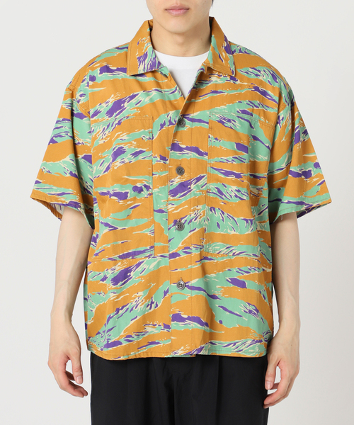 JOURNAL STANDARD（ジャーナルスタンダード）の「【TAKE IT】 TIGER CAMO S/S SH（シャツ/ブラウス・メンズ・ブラック/グリーン/オレンジ・MEDIUM/LARGE）」の21枚目の写真