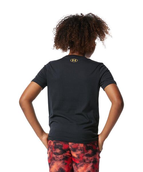 UNDER ARMOUR（アンダーアーマー）の「UAテック ショートスリーブTシャツ 〈カレッジエイトブランド〉（トレーニング/キッズ）（Tシャツ/カットソー・キッズ・ブラック・130cm/150cm/160cm/140cm）」の8枚目の写真