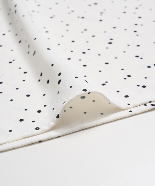 ROPE' PICNIC（ロペピクニック）の「2WAY/ボウタイハーフスリーブブラウス（シャツ/ブラウス・レディース・ライトグレー/ホワイト系その他/ホワイト系その他2/チャコールグレー/ホワイト・38）」の15枚目の写真