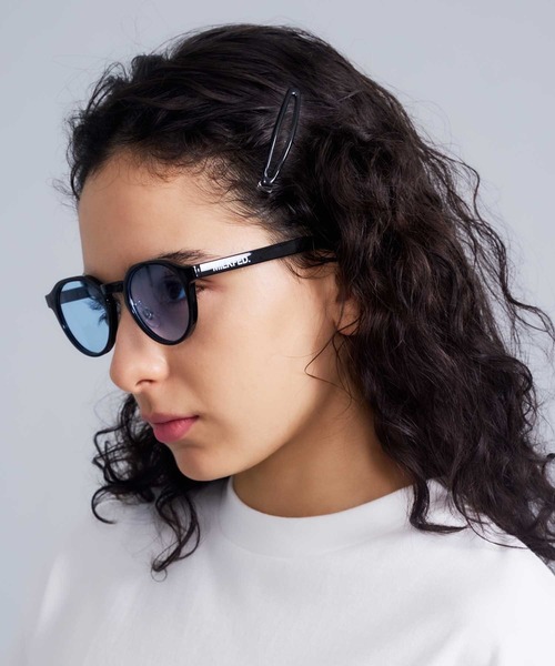 MILKFED.(ミルクフェド)の「LOGO SUNGLASSES(サングラス・レディース・ブラック/ブラウン/ブルー・ONE SIZE)」の9枚目の写真