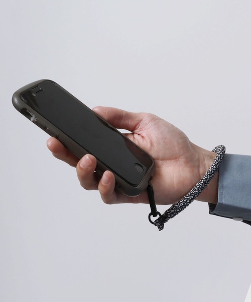 Ree&Mee（リーアンドミー）の「Ree&Mee ハンドストラップ  スマホ モバイルストラップ（スマホグッズ・レディース・シルバー系その他/ネイビー/ブルー系その他/ホワイト系その他/レインボー/ブラック系その他/ブラック/ブラウン系その他/ピンク系その他・FREE）」の15枚目の写真