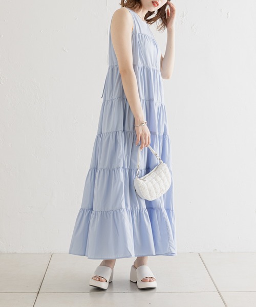 Chico(チコ)の「ラウンドプラットフォームサンダル(サンダル・レディース・アイボリー/ブラック/イエロー・SMALL/MEDIUM/LARGE)」の10枚目の写真