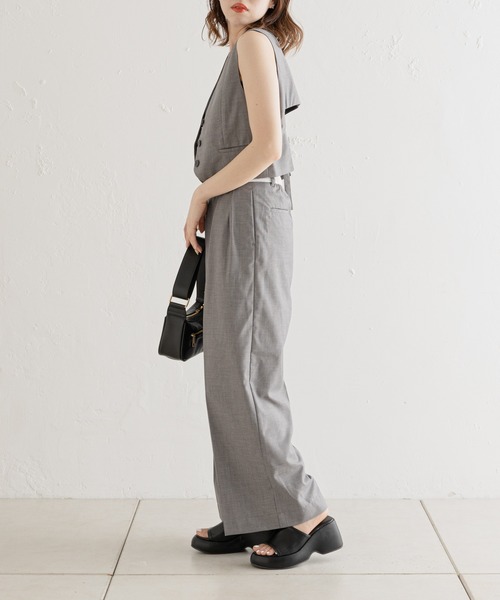 Chico(チコ)の「ラウンドプラットフォームサンダル(サンダル・レディース・アイボリー/ブラック/イエロー・SMALL/MEDIUM/LARGE)」の21枚目の写真