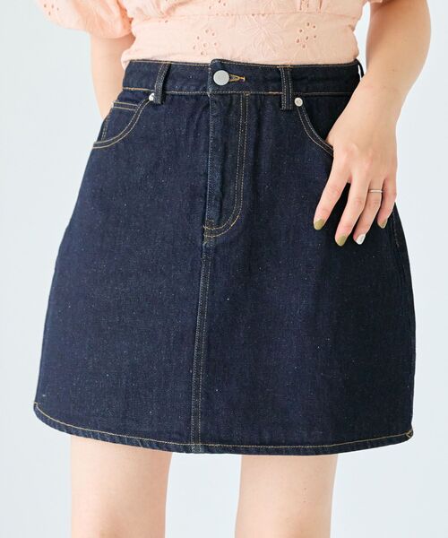 MAJESTIC LEGON(マジェスティックレゴン)の「ハイウエストデニムミニスカート(デニムスカート・レディース・ネイビー/ブルー・SMALL/MEDIUM)」の2枚目の写真