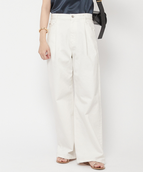 AP STUDIO（エーピーストゥディオ）の「*ホワイトタックバギーデニム（デニムパンツ・レディース・ホワイト・38/34/36）」の11枚目の写真
