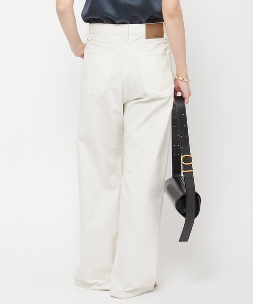 AP STUDIO（エーピーストゥディオ）の「*ホワイトタックバギーデニム（デニムパンツ・レディース・ホワイト・38/34/36）」の13枚目の写真