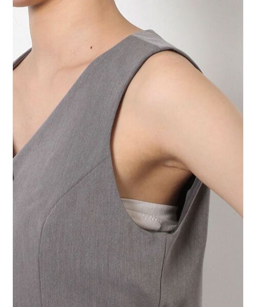 EVRIS（エヴリス）の「ベルテッドショートベスト（シャツ/ブラウス・レディース・グレー/ブラック・FREE）」の22枚目の写真